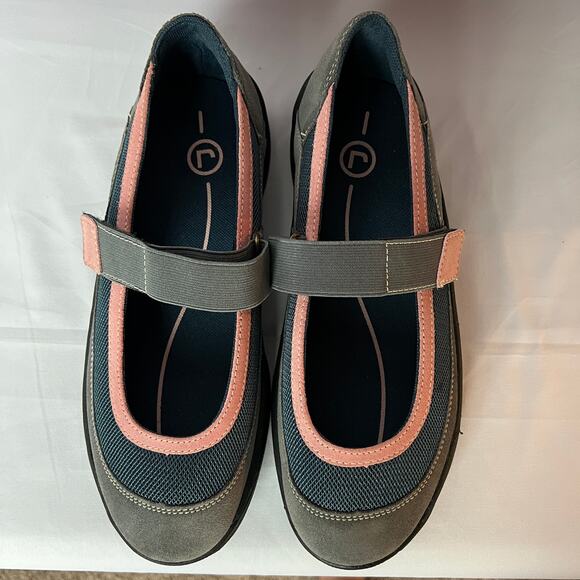 New Rockport Mary Jane Walkers Womens Size 8.5 Gray-Blue-Pink Leather & Fabric - Picture 3 of 8